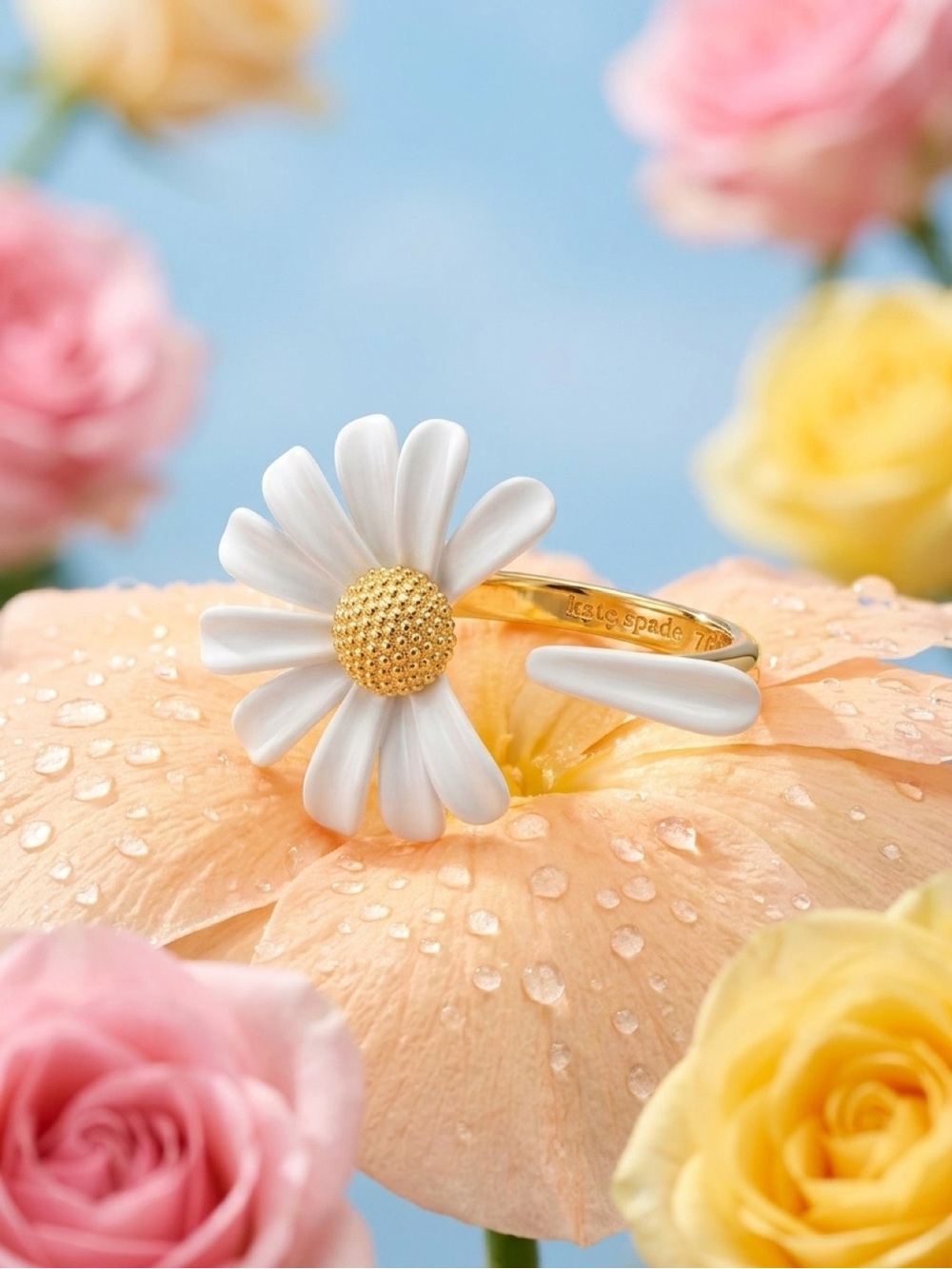 kate spade White Daisy Ring with Gold Center